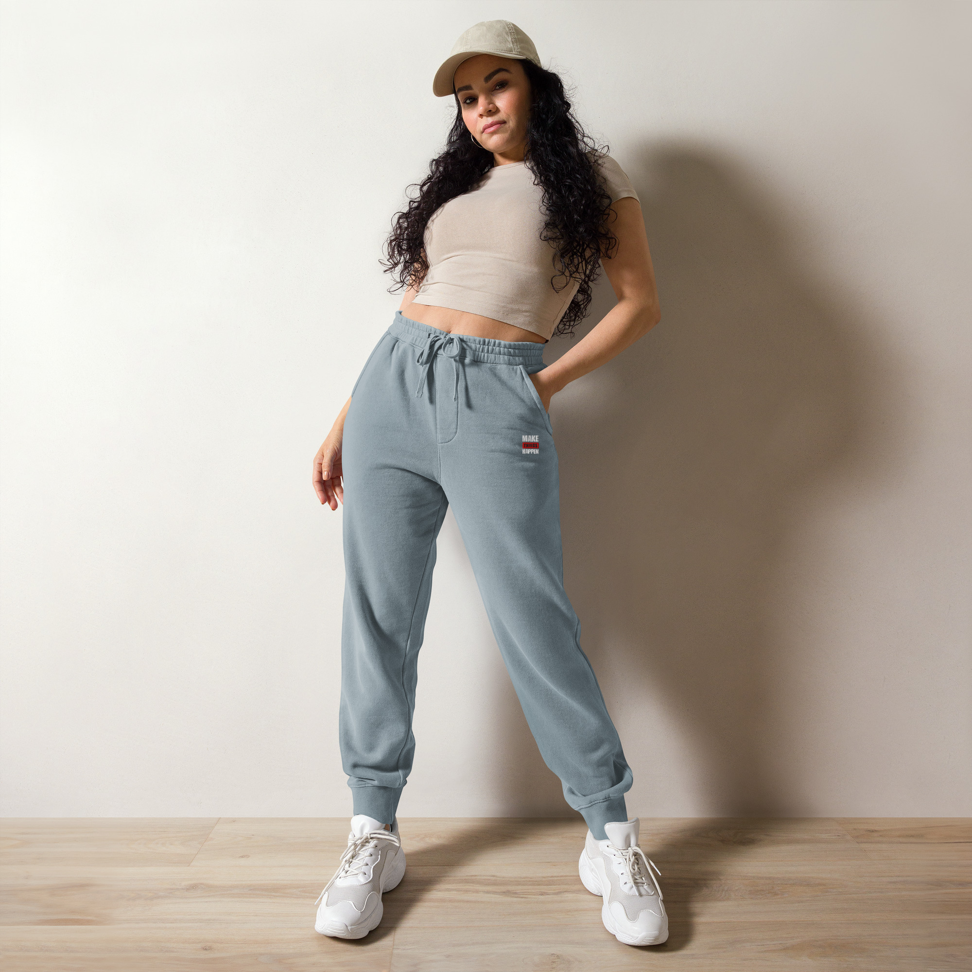 Unisex pigment-dyed sweatpants - Image 4